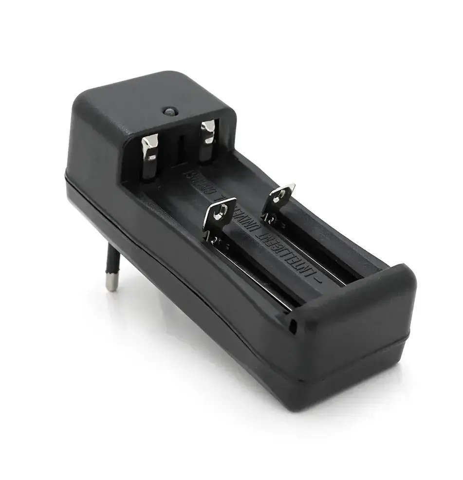 Зарядное устройство TG-008 для Li-Ion 3.7В - 1000мА 