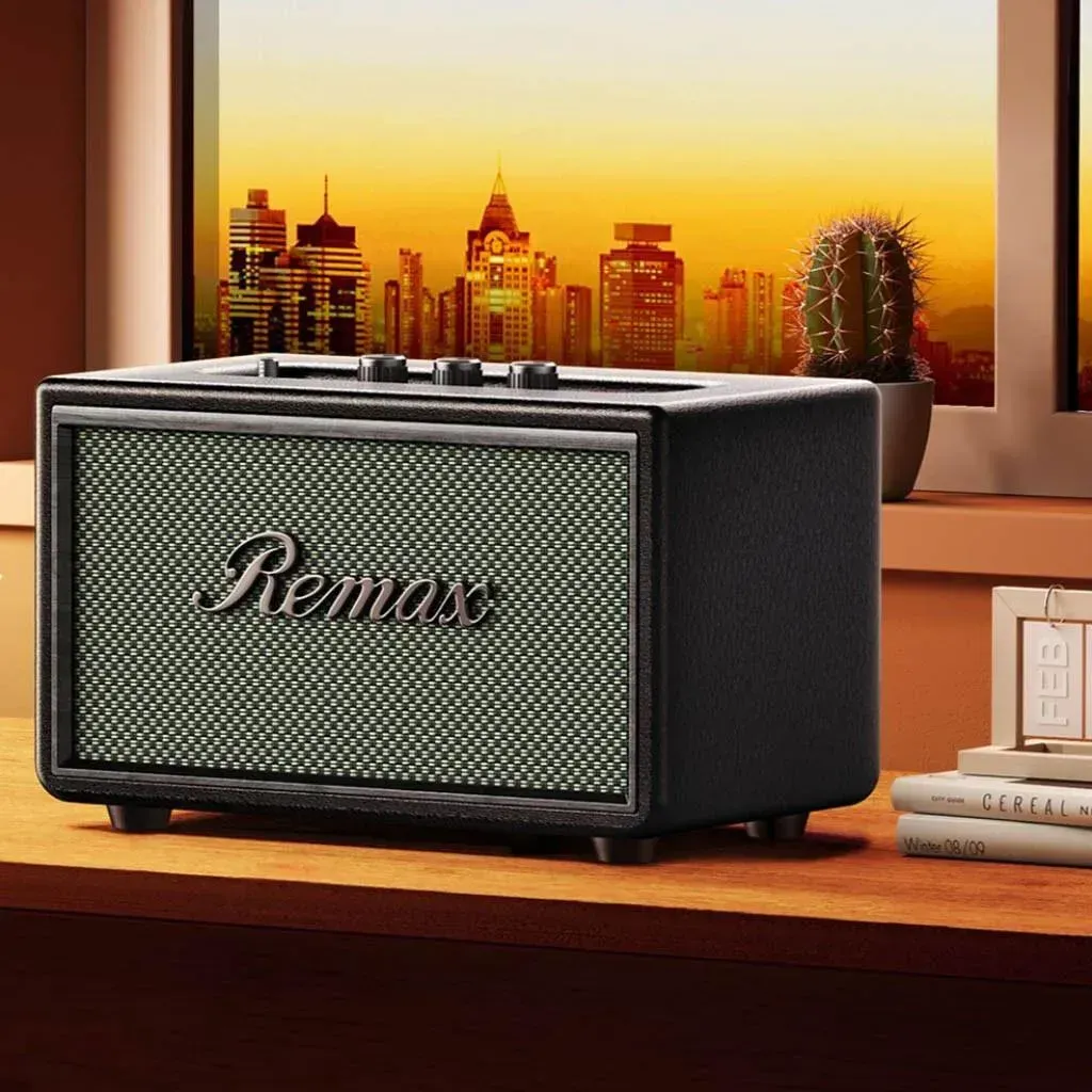 Беспроводная портативная колонка Remax RB-M88