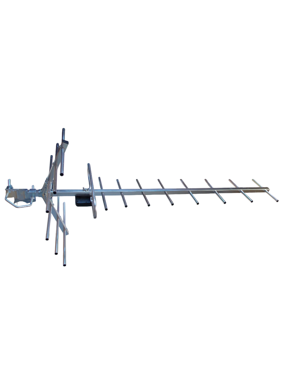 Телевизионная антенна  AL - 016A  наружная с усилителем 